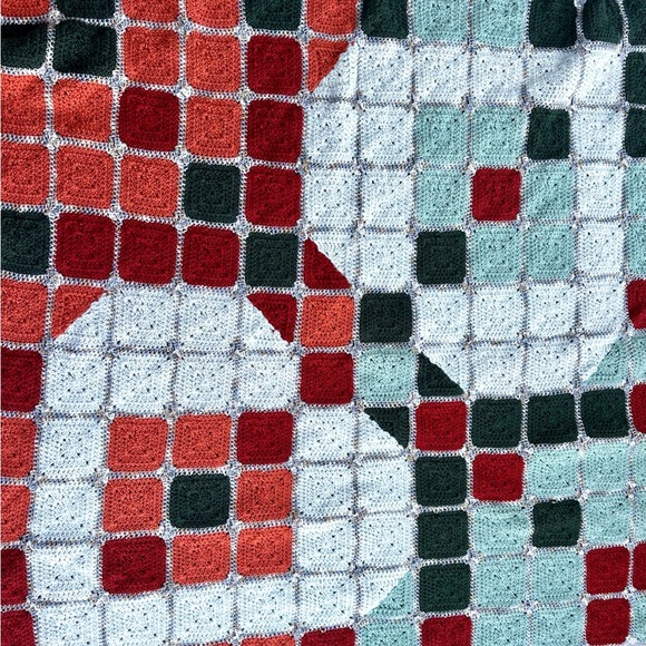 Beautiful fall colored Handmade Heart Throw Crocheted Blanket - Picture 5 of 5